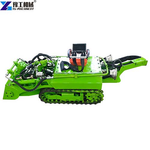 crawler cleaning robot