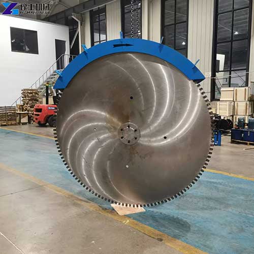 excavator rock saw factory display